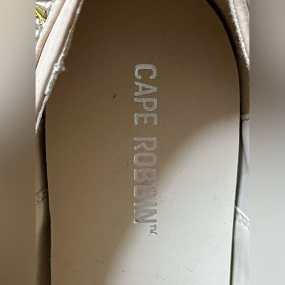 EUC Spiked Saddle Shoe Nude Gold 7M - Picture 6 of 8